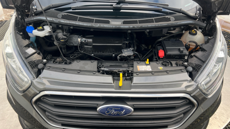 Ford Transit Custom 300 L1 Diesel Fwd 2.0 EcoBlue 130ps Low Roof D/Cab Limited Van Auto